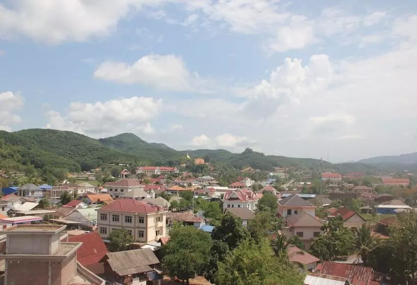 Royal Hotel Luang Namtha   Huang Ching