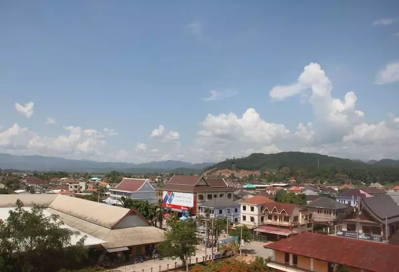 Royal Hotel Luang Namtha   Huang Ching