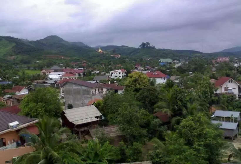 Royal Hotel Luang Namtha   Huang Ching