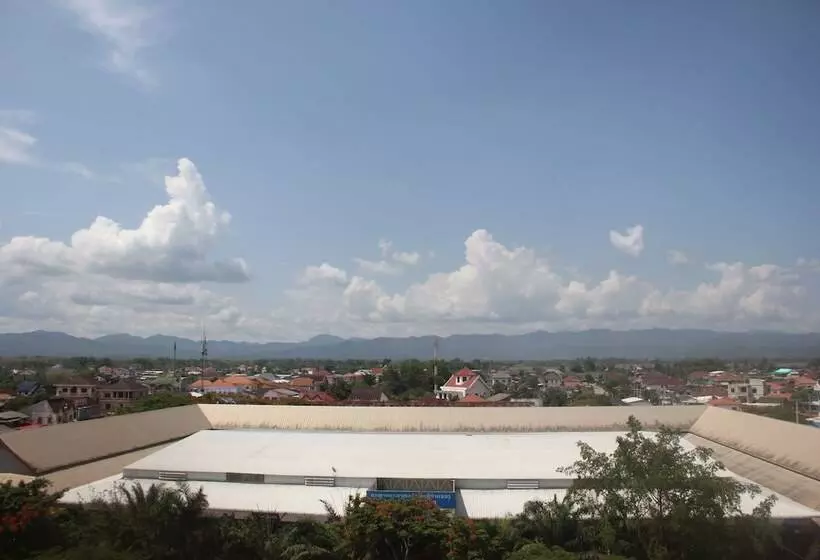 Royal Hotel Luang Namtha   Huang Ching