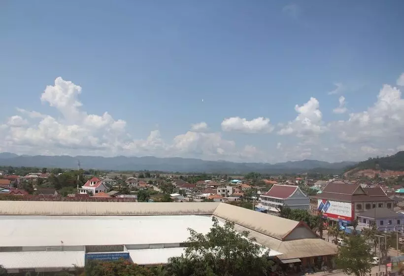 Royal Hotel Luang Namtha   Huang Ching