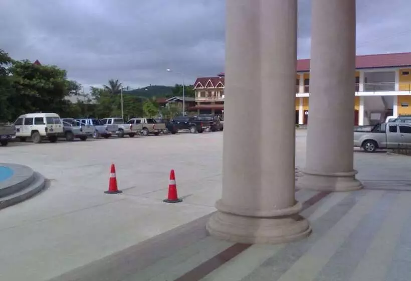 Royal Hotel Luang Namtha   Huang Ching