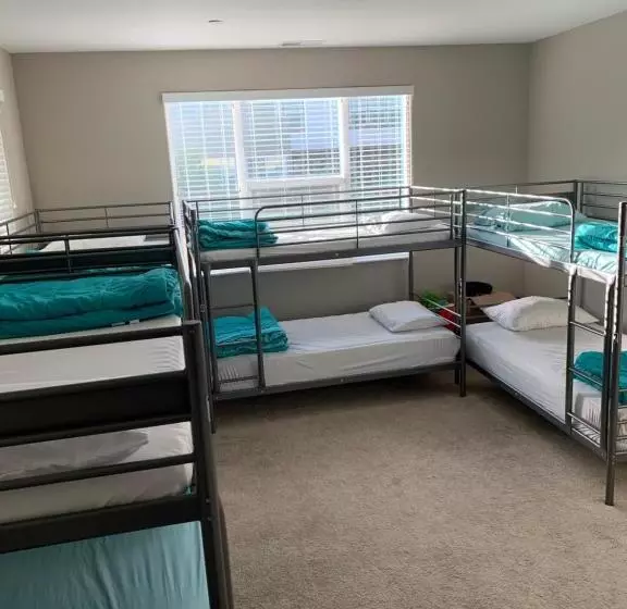 Retkeilymaja Dc Crashpad