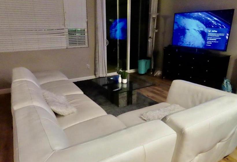 فندق صغير Dc Crashpad