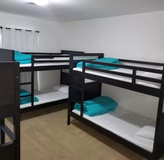 Retkeilymaja Dc Crashpad