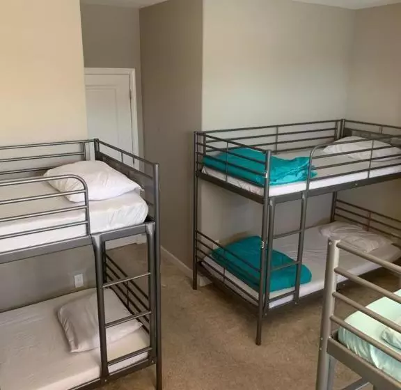 Retkeilymaja Dc Crashpad