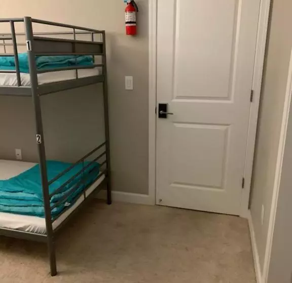 Retkeilymaja Dc Crashpad