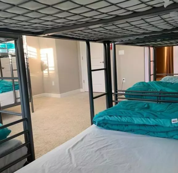 Retkeilymaja Dc Crashpad