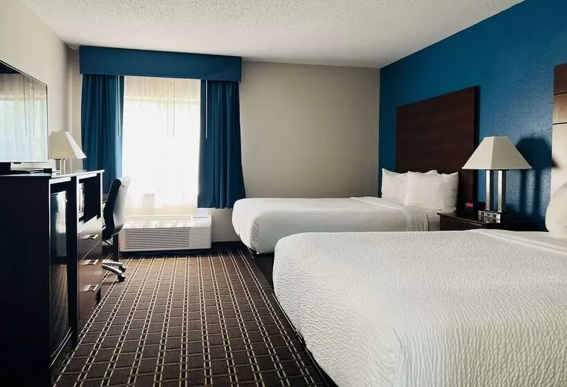 هتل Baymont By Wyndham La Crosse/onalaska