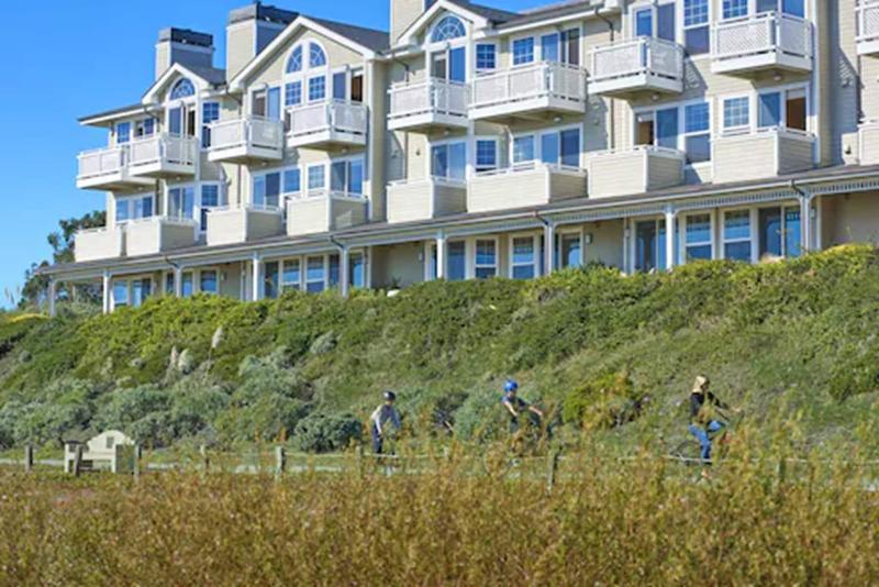 בית מלון כפרי Beach House Half Moon Bay