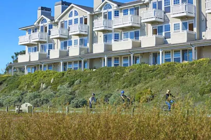 ホテル Beach House Half Moon Bay