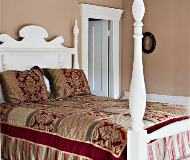 فندق Beal House Inn