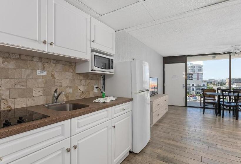 فندق Beau Rivage Beach Resort