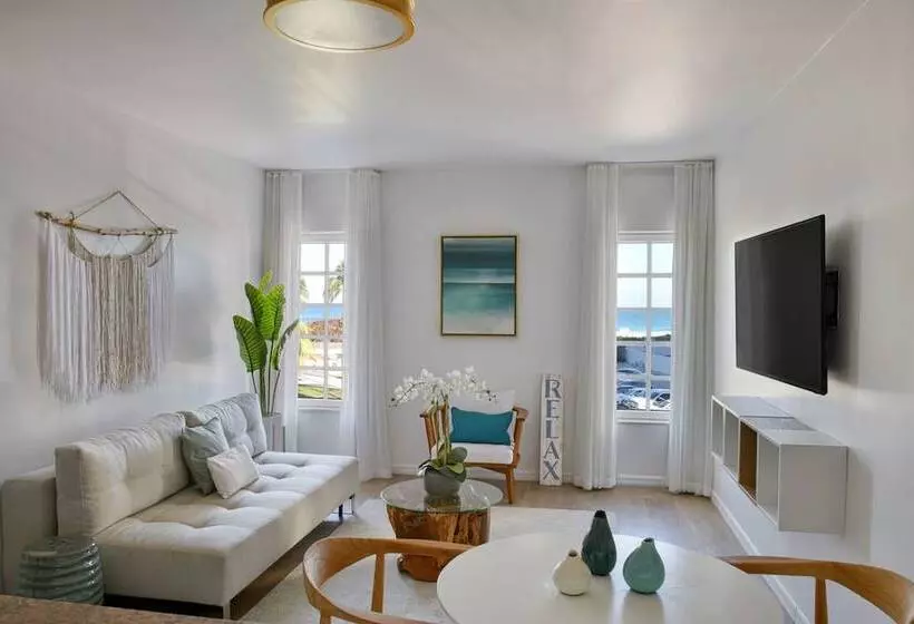 Bentley Hotel South Beach