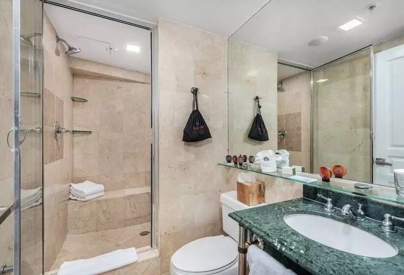 Bentley Hotel South Beach