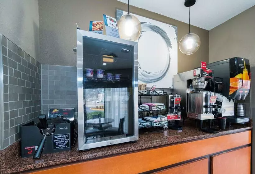 هتل Best Western Airport Inn