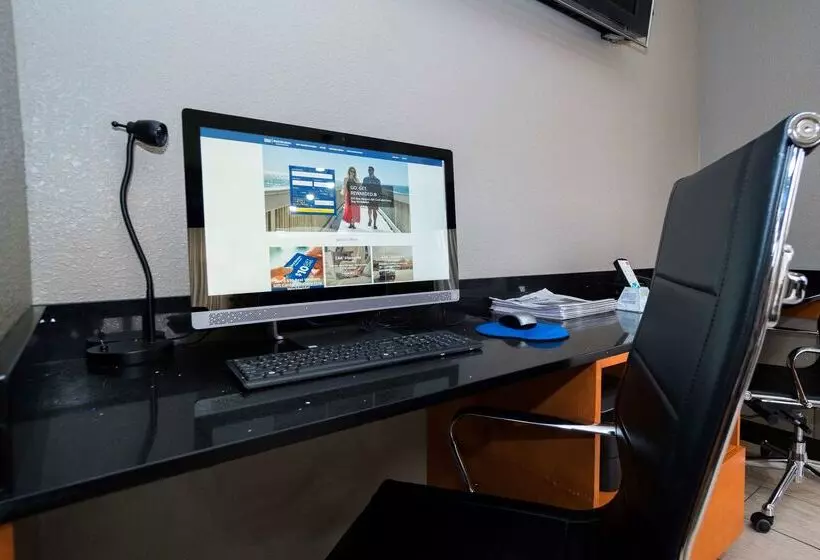 هتل Best Western Airport Inn