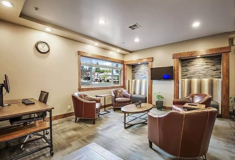 בית מלון כפרי Third Street Inn