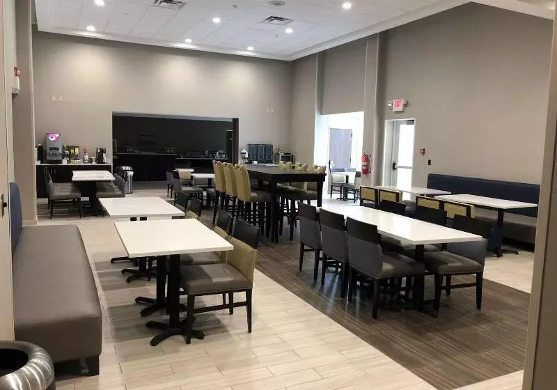 호텔 Best Western Plus Chelmsford Inn