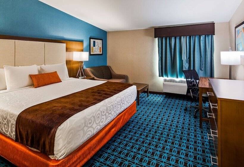 Отель Best Western Plus Chelmsford Inn