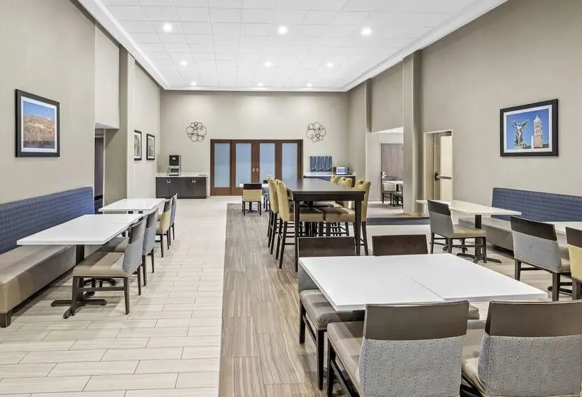 ホテル Best Western Plus Chelmsford Inn
