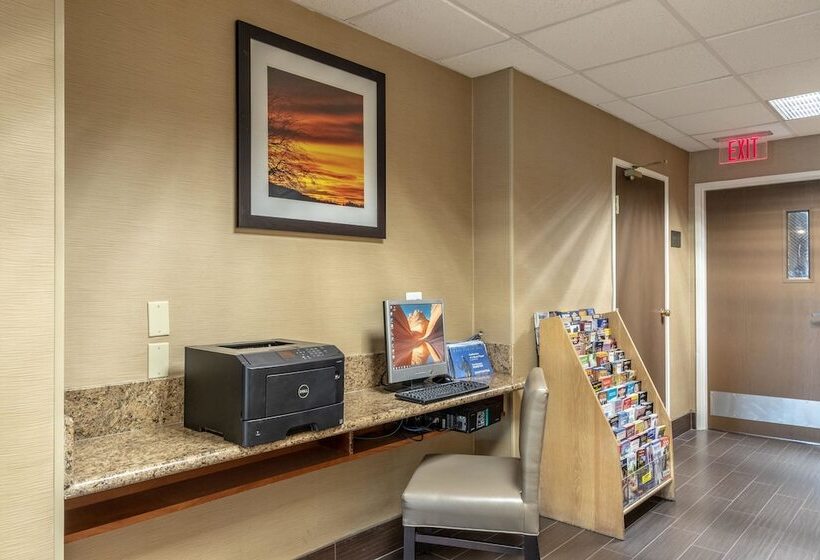 فندق Comfort Inn