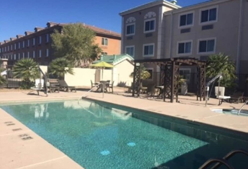 فندق Comfort Inn