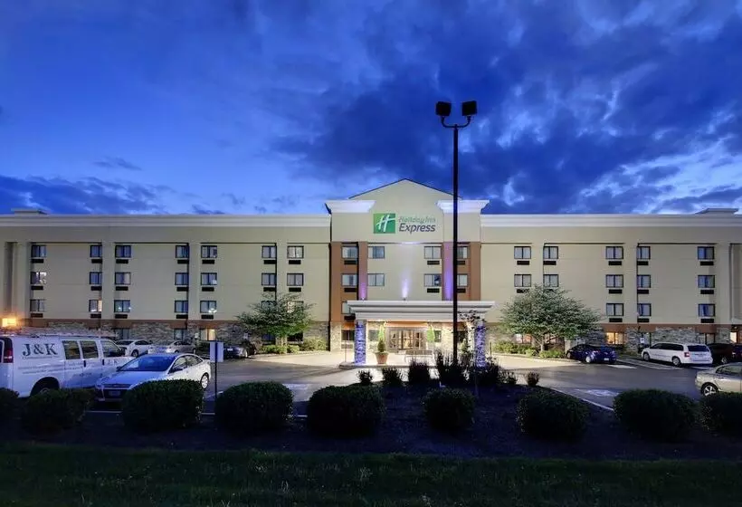 Holiday Inn Express Hotel Fort Campbell Oak Grove, An Ihg