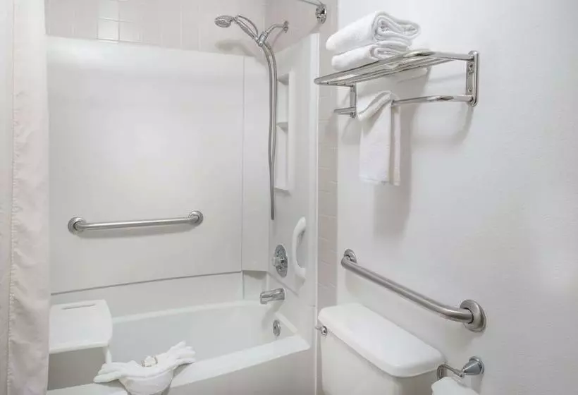 ホテル Howard Johnson By Wyndham Boise