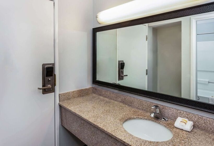 酒店 La Quinta Inn Birmingham  Inverness