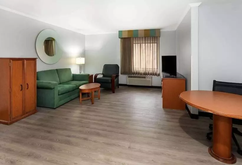 酒店 La Quinta Inn Birmingham Inverness