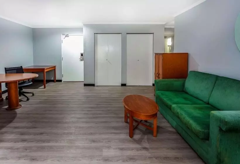 酒店 La Quinta Inn Birmingham Inverness