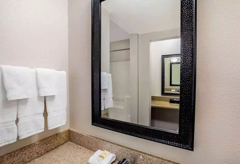 호텔 La Quinta By Wyndham Houston Baytown East