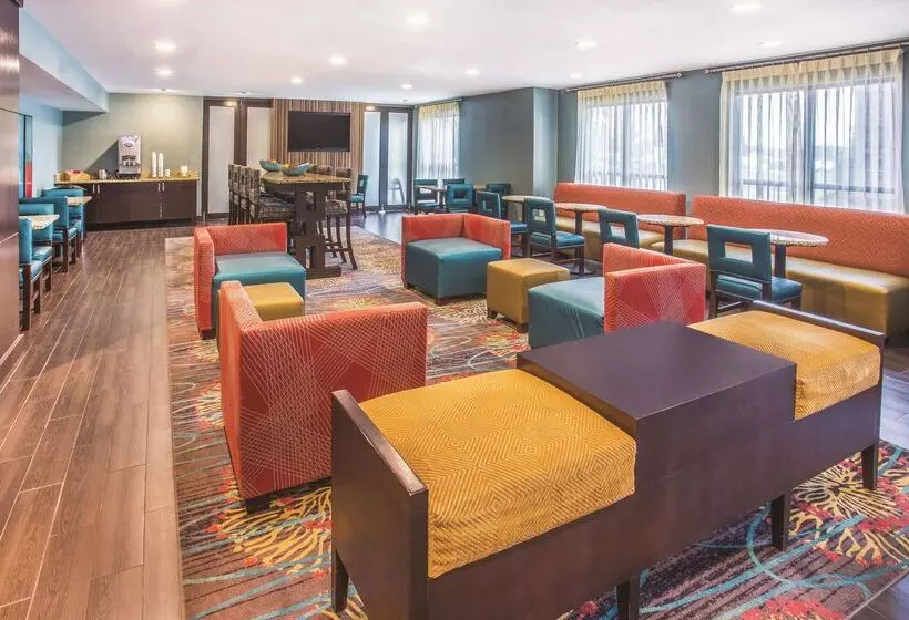 酒店 La Quinta By Wyndham O Fallon, Il St. Louis