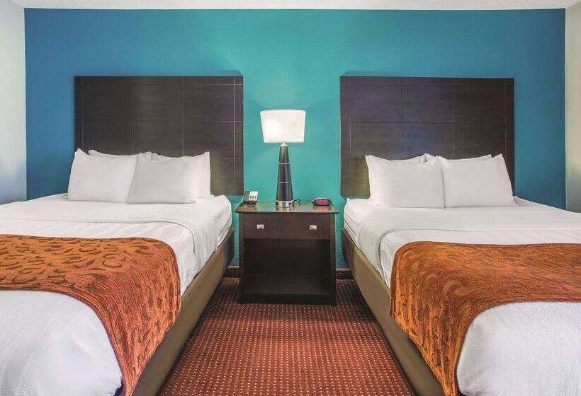 هتل La Quinta By Wyndham O Fallon, Il St. Louis