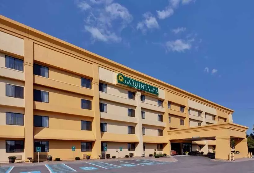 هتل La Quinta By Wyndham Plattsburgh