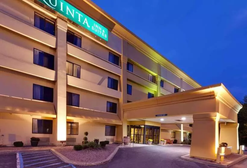 هتل La Quinta By Wyndham Plattsburgh