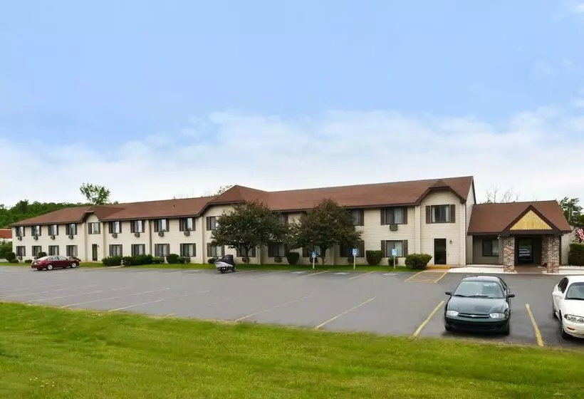 Magnuson Hotel Country Inn