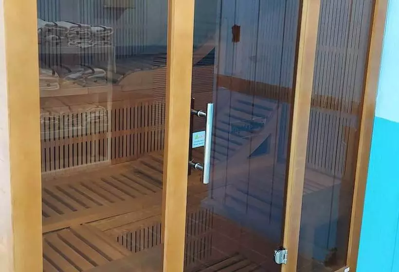 Magnuson Hotel Country Inn