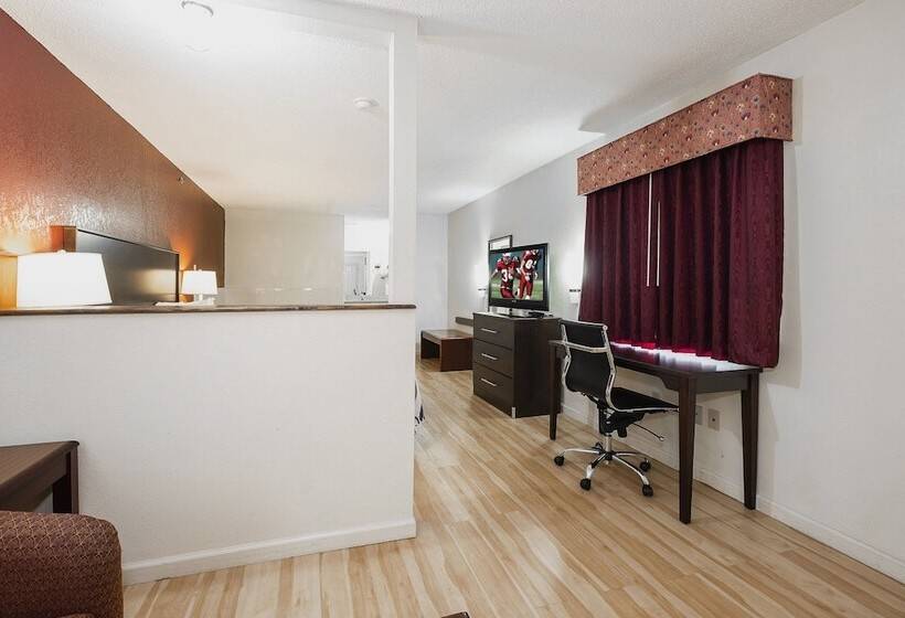 فندق Red Roof Inn & Suites Rome