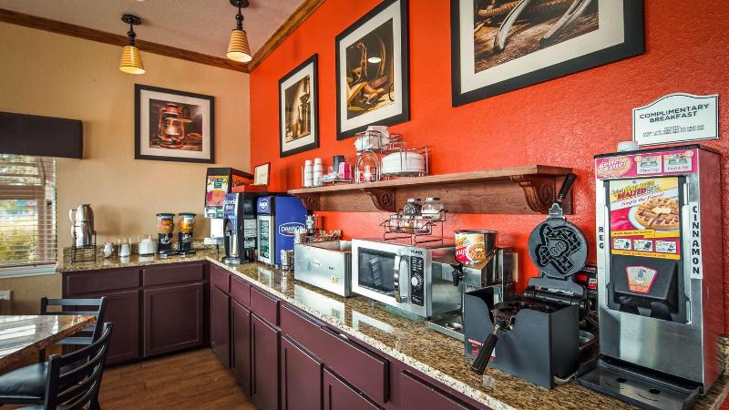 Surestay Hotel By Best Western Floresville