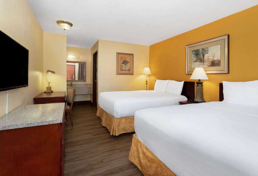 فندق Travelodge By Wyndham Albuquerque East