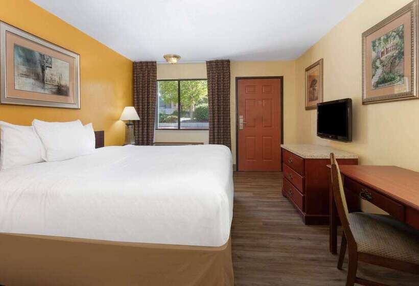فندق Travelodge By Wyndham Albuquerque East