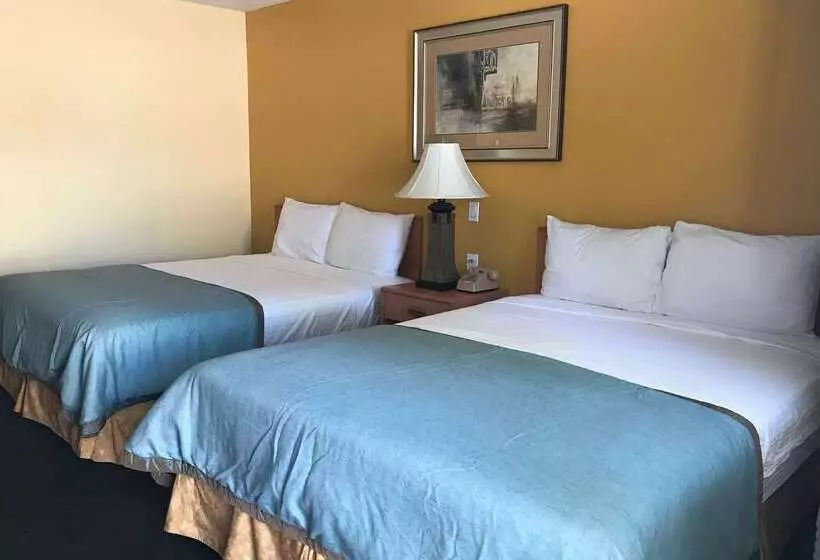 酒店 Travelodge By Wyndham Albuquerque East