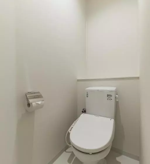 هتل کپسول Frontier Inn Kashiwa Tanaka  Caters To Men
