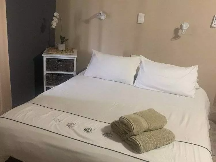 پانسیون Namgate Guesthouse