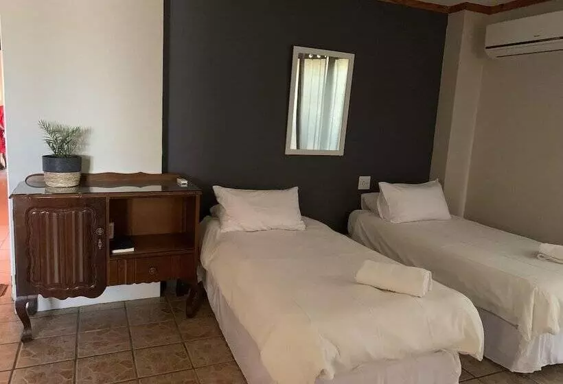 پانسیون Namgate Guesthouse