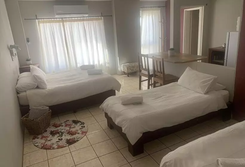 پانسیون Namgate Guesthouse