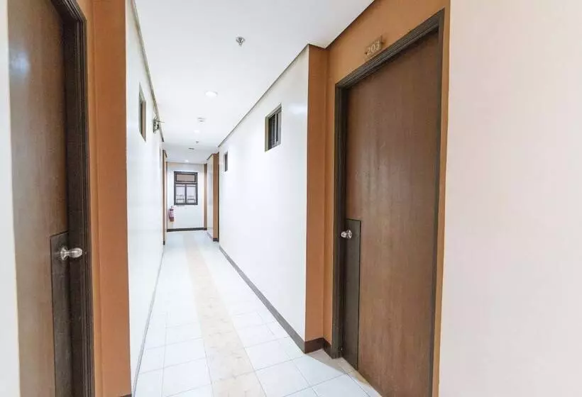 Hotelli Reddoorz Near Olongapo Bus Terminal