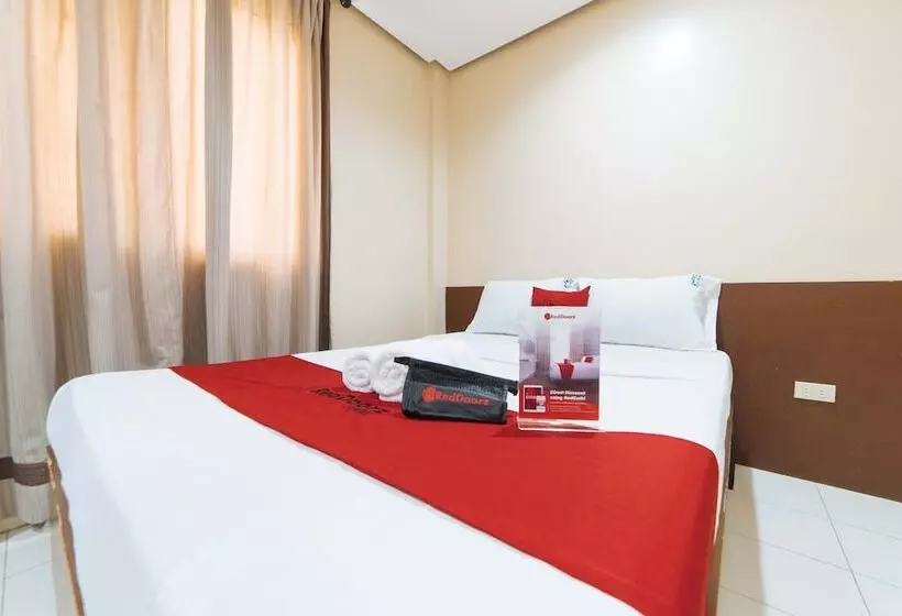 Hotelli Reddoorz Near Olongapo Bus Terminal